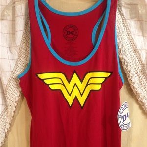 Wonder Woman tank, med-lg